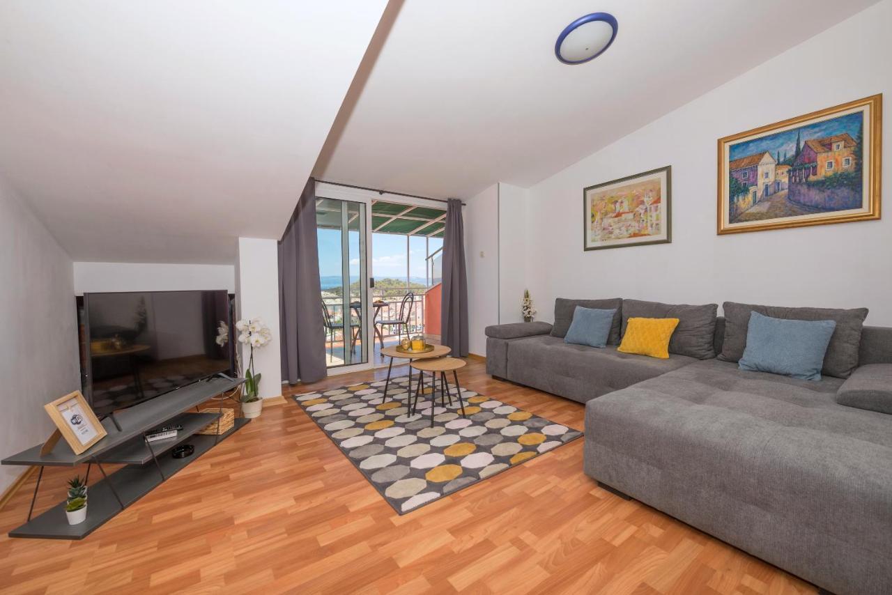 Apartments Zoka Макарська Екстер'єр фото