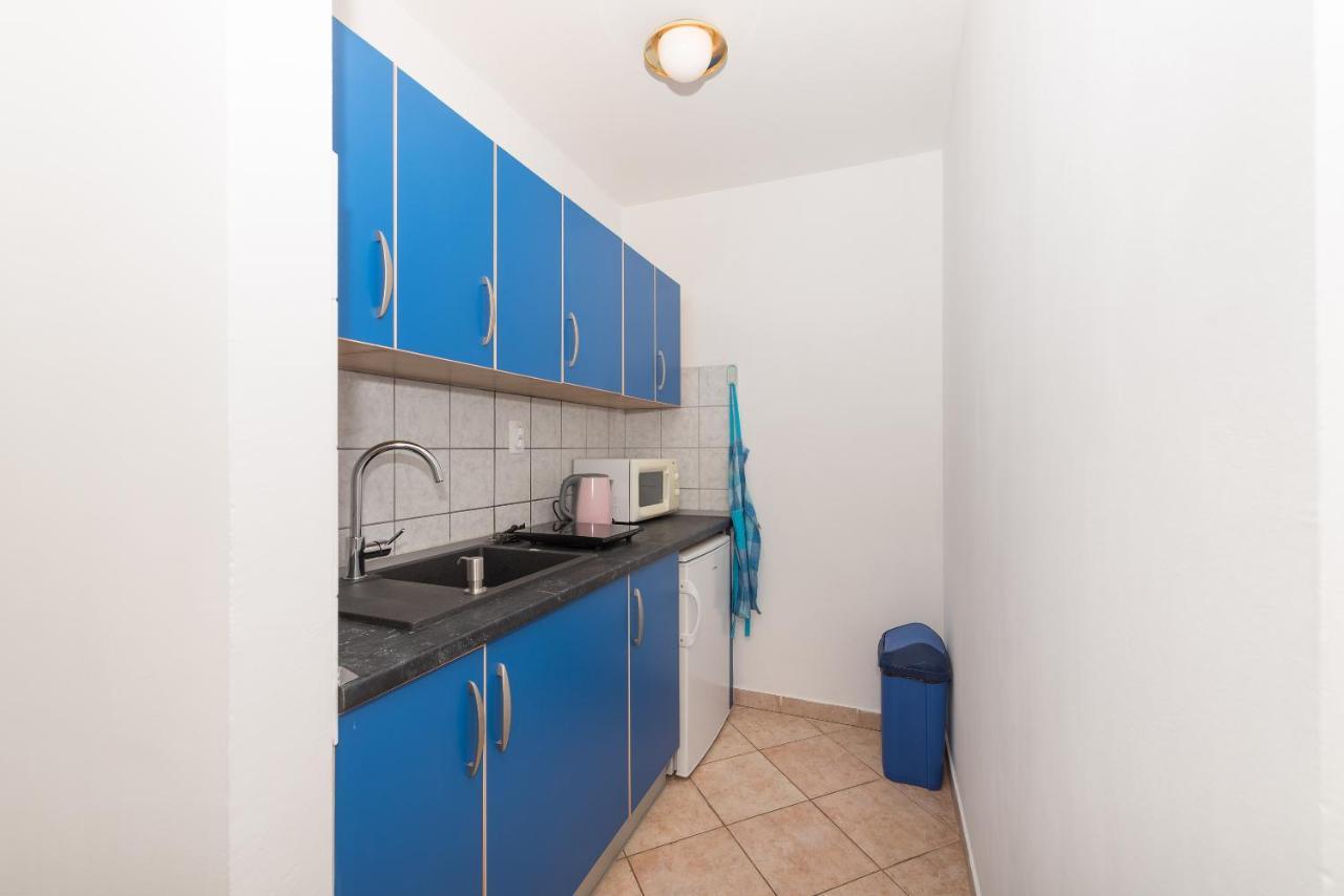Apartments Zoka Макарська Екстер'єр фото